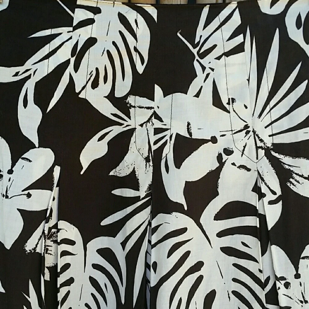 CHICOS Cocoa Palm Leaf Pleated Midi Skirt - Picture 2 of 3